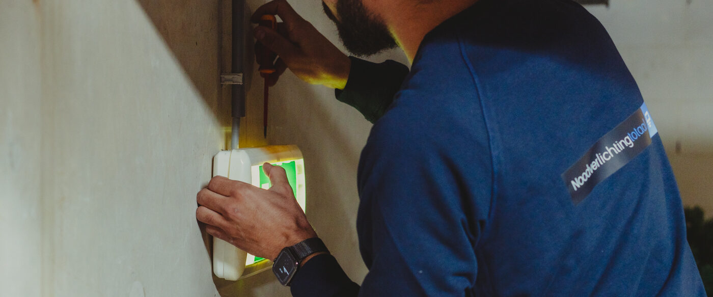 Waaraan moet noodverlichting voldoen? &#8211; lees het hier